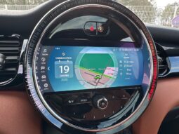 
										Mini Mini IV John Cooper Works Premium Plus 231 BVA8 full									