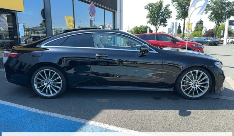 
								Mercedes classe e coupe V 2.0 220 D AMG LINE AUTO full									