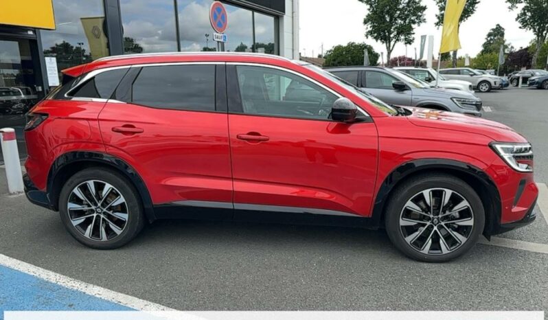 
								Renault Austral TECHNO E-TECH HYBRIDE 200 full									