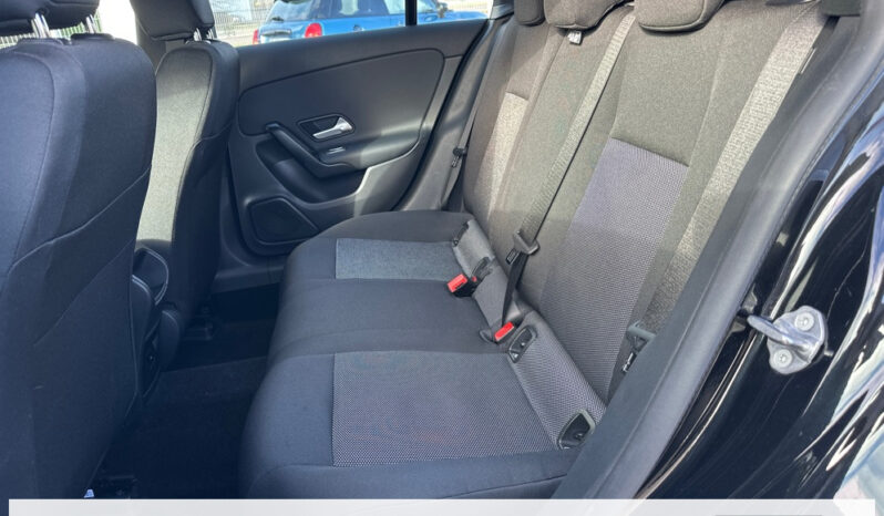 
								Mercedes CLA Shooting Brake II 180 d Progressive Line BA8 full									