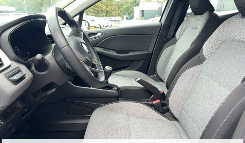 
								Renault Clio V Evolution Eco-G 100 – 24 full									
