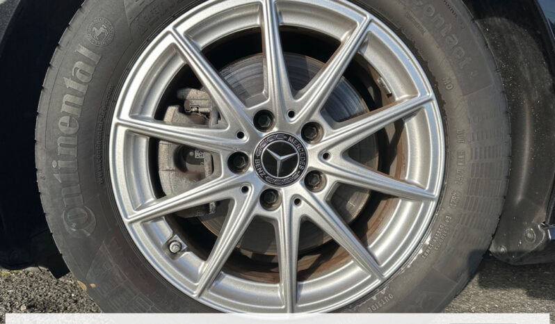 
								Mercedes CLA Shooting Brake II 180 d Progressive Line BA8 full									