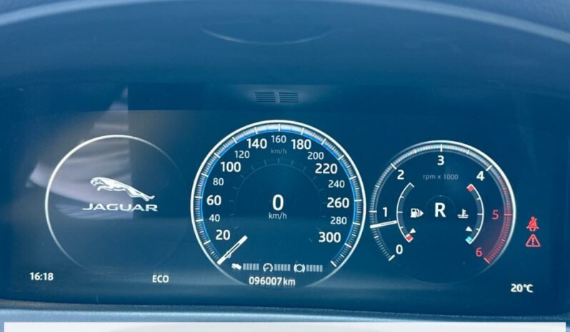
								Jaguar XF II 2.0D 163PS E-PERFORMANCE PRESTIGE AUTO full									